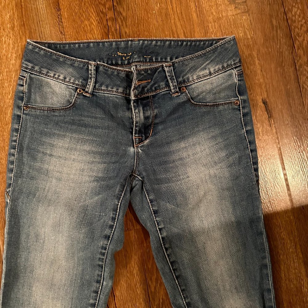 American Rag Skinny Jeans - Picture 2 of 3